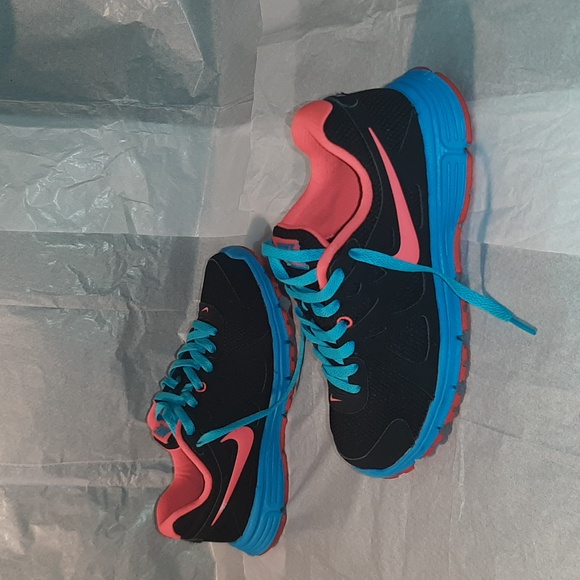 Nike Sneakers Women size 8. - Picture 8 of 8